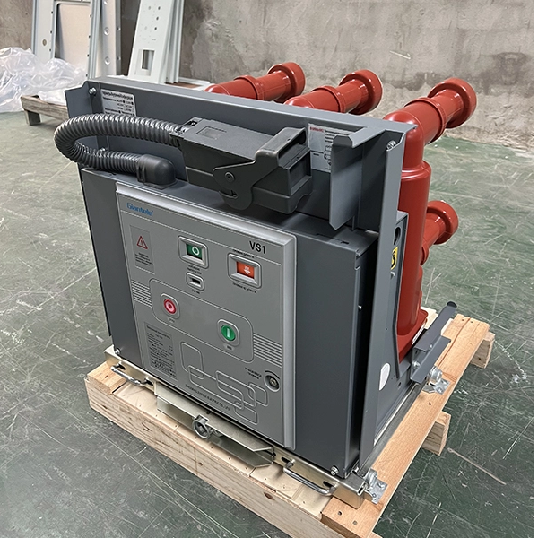 تطور تكنولوجيا قواطع دوائر الفراغ: الماضي والحاضر والمستقبل